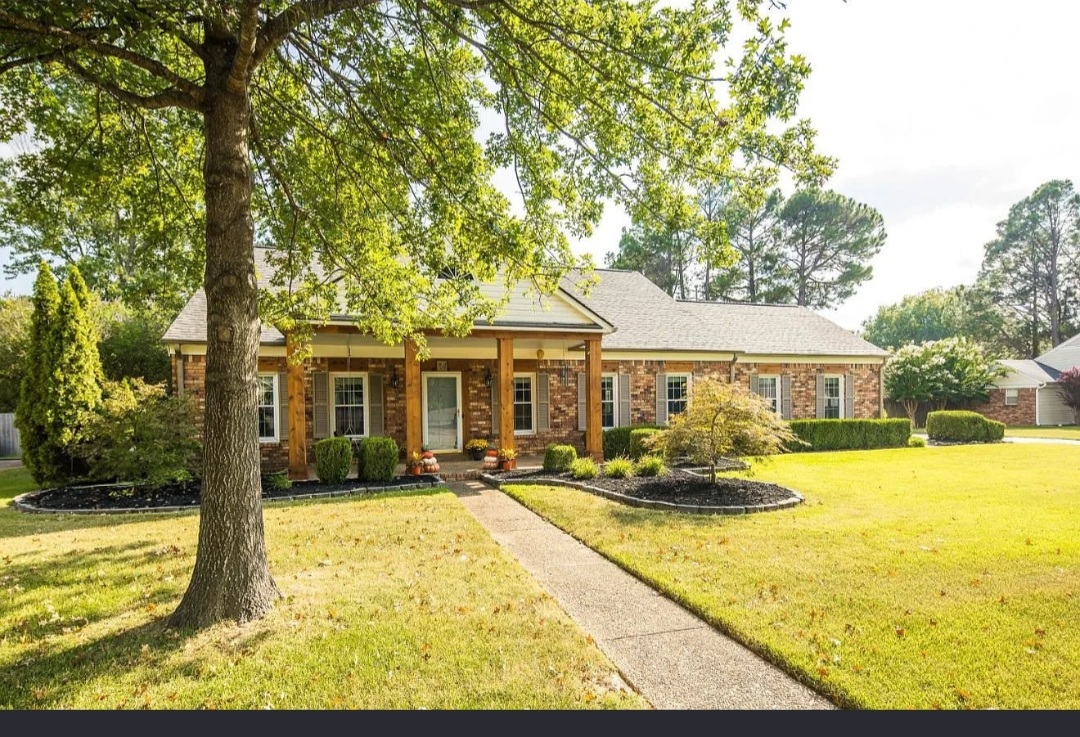 BEAUTIFUL UPDATED HOMES